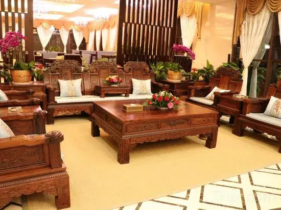 Hongyuan Era Hotel