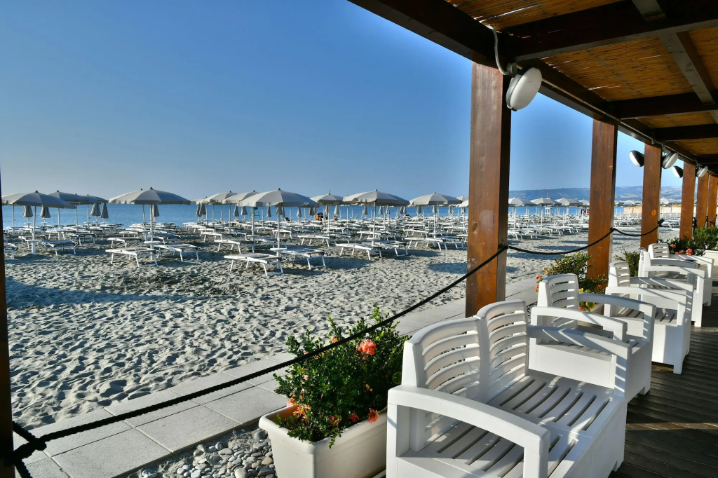 Sira Resort
