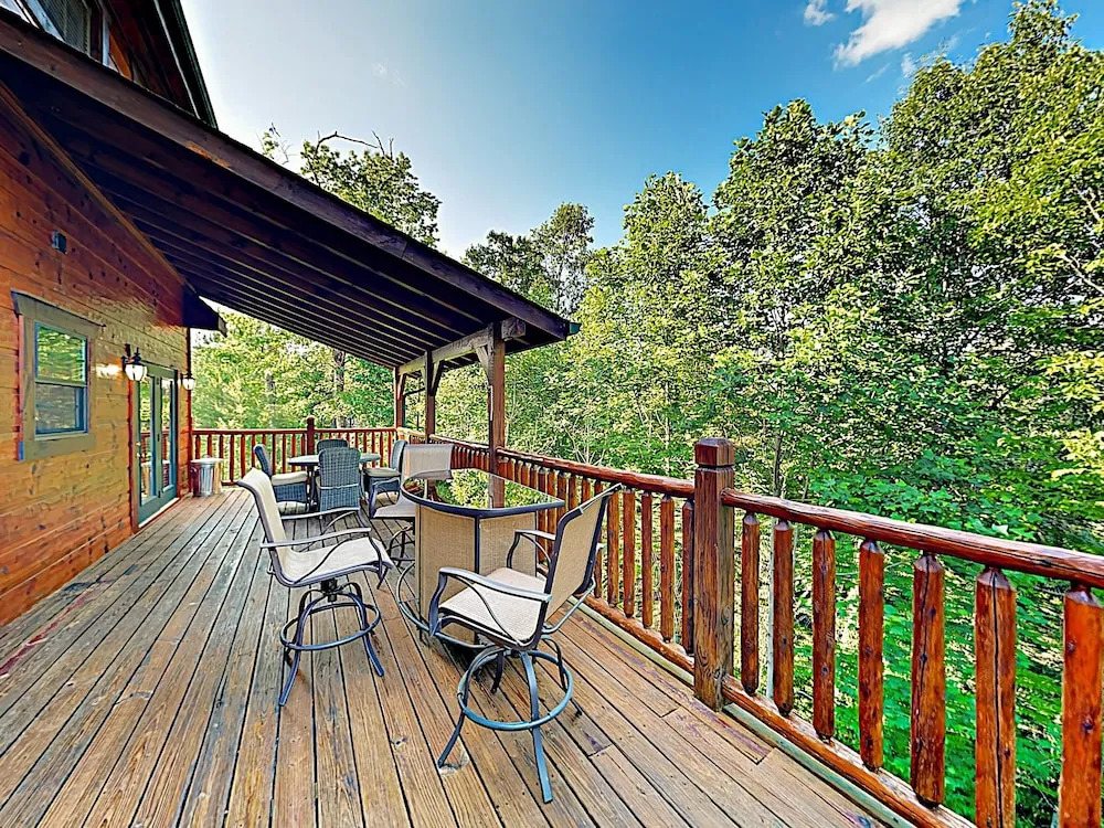 New Listing! 2 Luxe Mountain S, Sleeps 24! 7 Bedroom Cabin