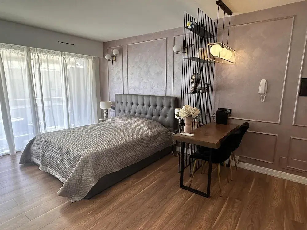 Modern Studio in the Heart of Cannes - 2242