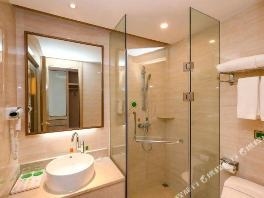 Vienna Hotel (Dongguan Huanjiang Tianhong Center)