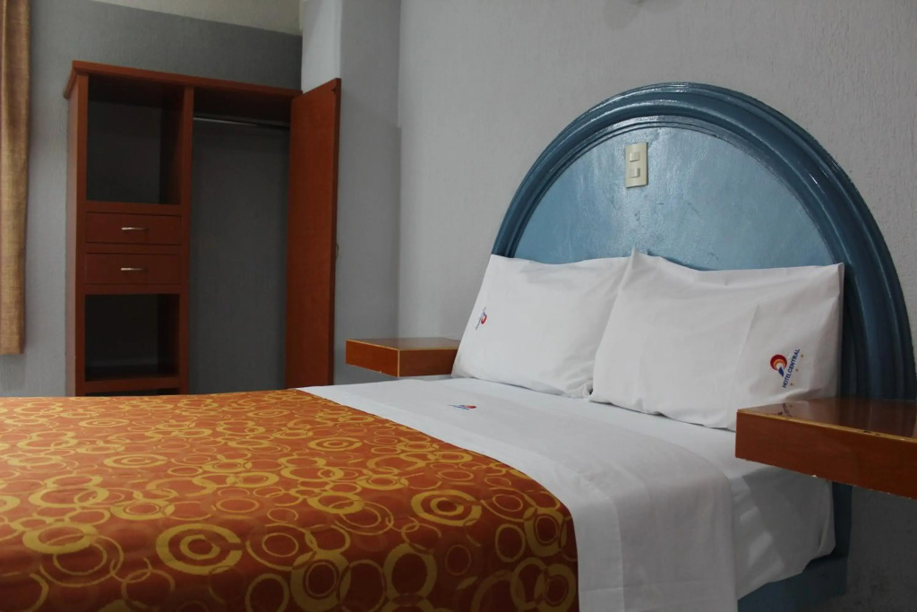 Hotel Central