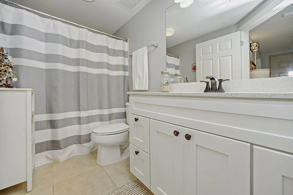 Sunrise Beach 1401 - Beachfront Condo