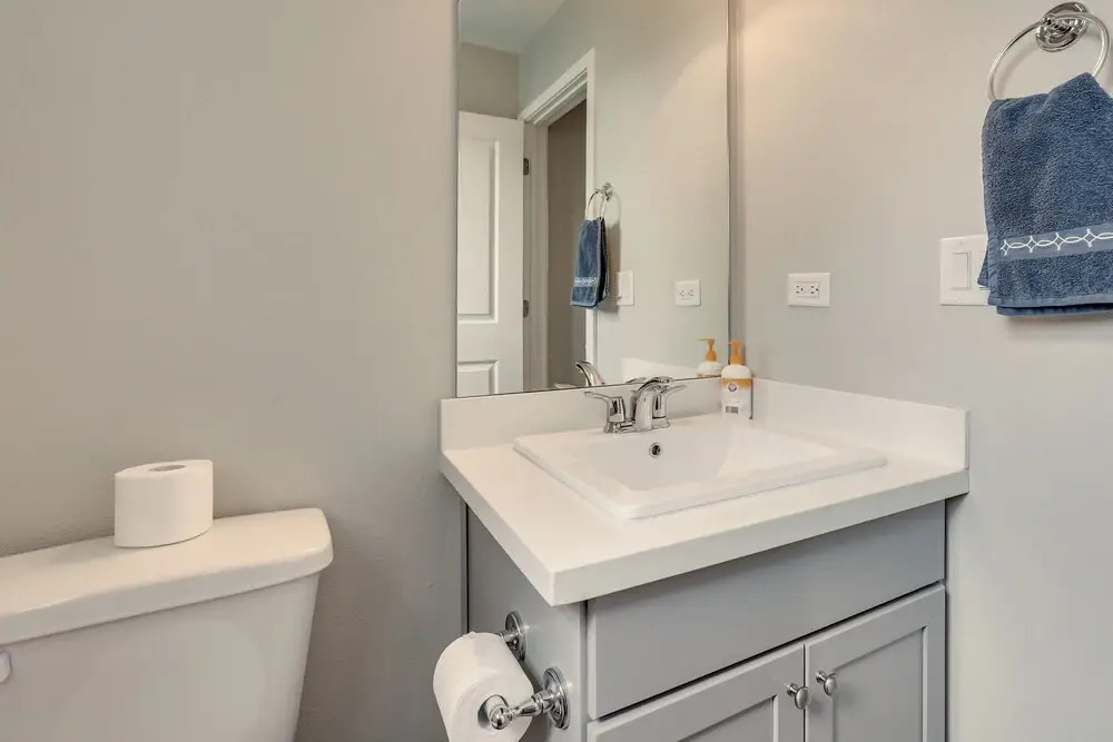 Home Base w/ Easy 1-80 Access: 4 Mi to Dtwn Reno!