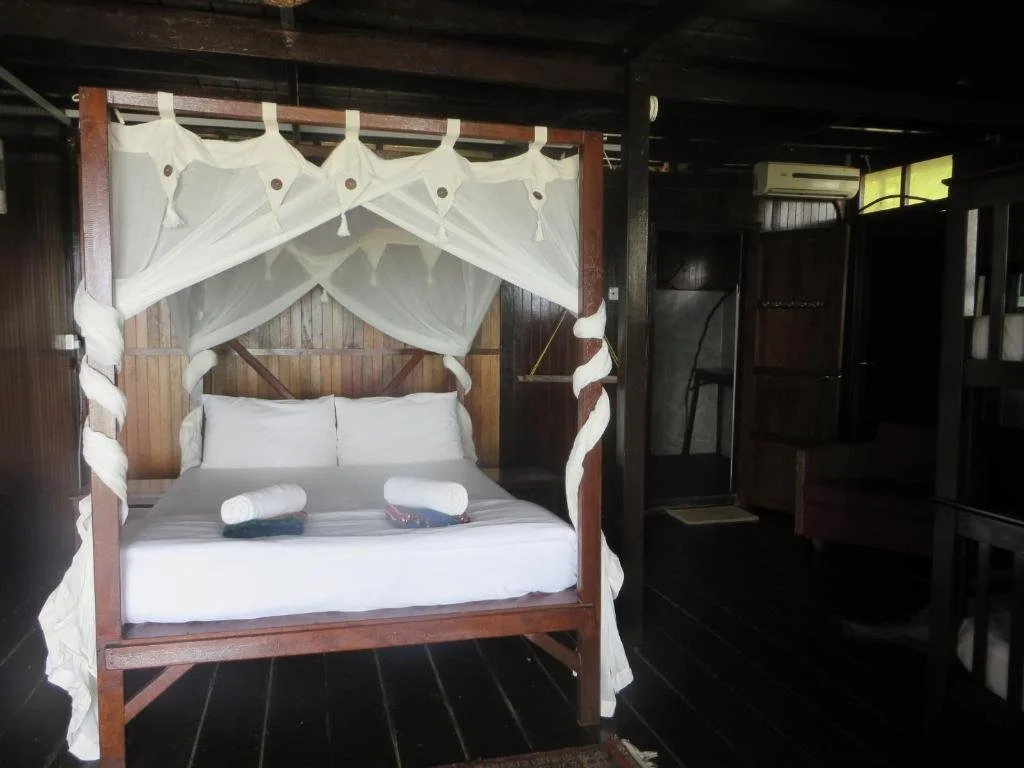 Melina Beach Resort