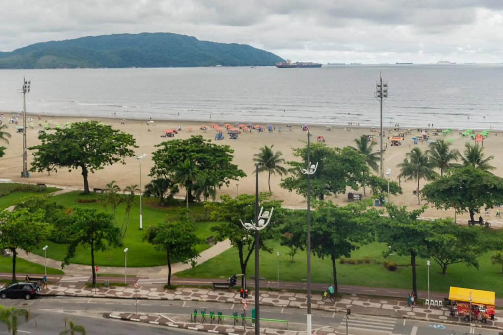 Lindo Apartamento frente para praia, Wi-Fi, estacionamento gratuito