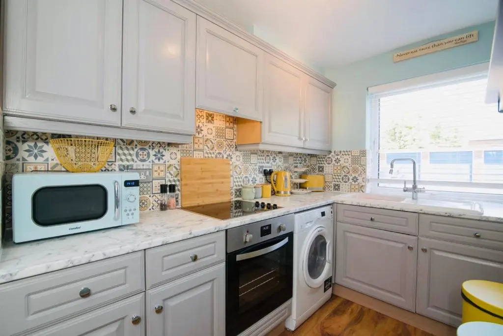 Aston Henry James Stunning one bedroom apartment in Royal Windsor