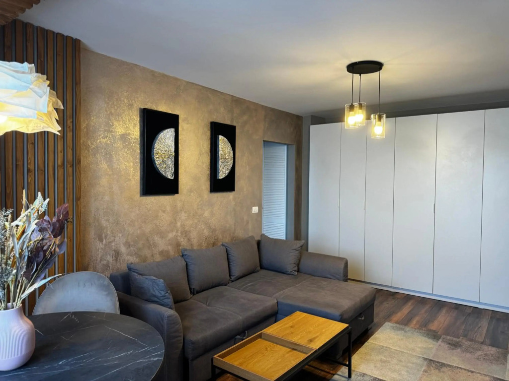 Lovely 2 Rooms apartment in the CENTER of the city