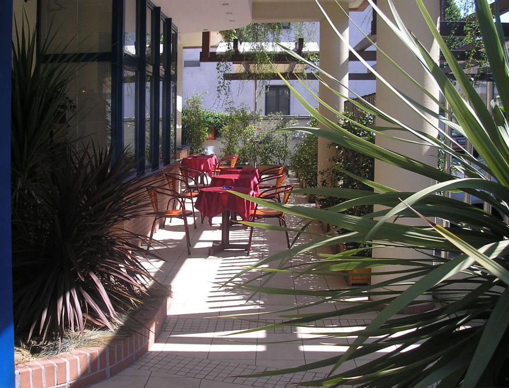Welcome Hotel