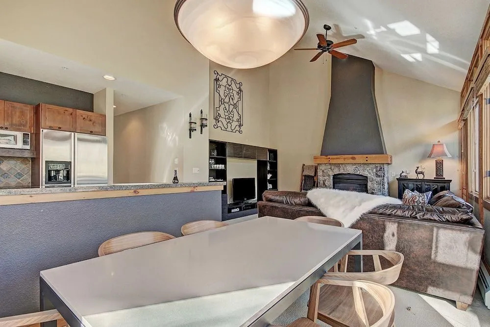 6552 Settlers Creek Townhomes