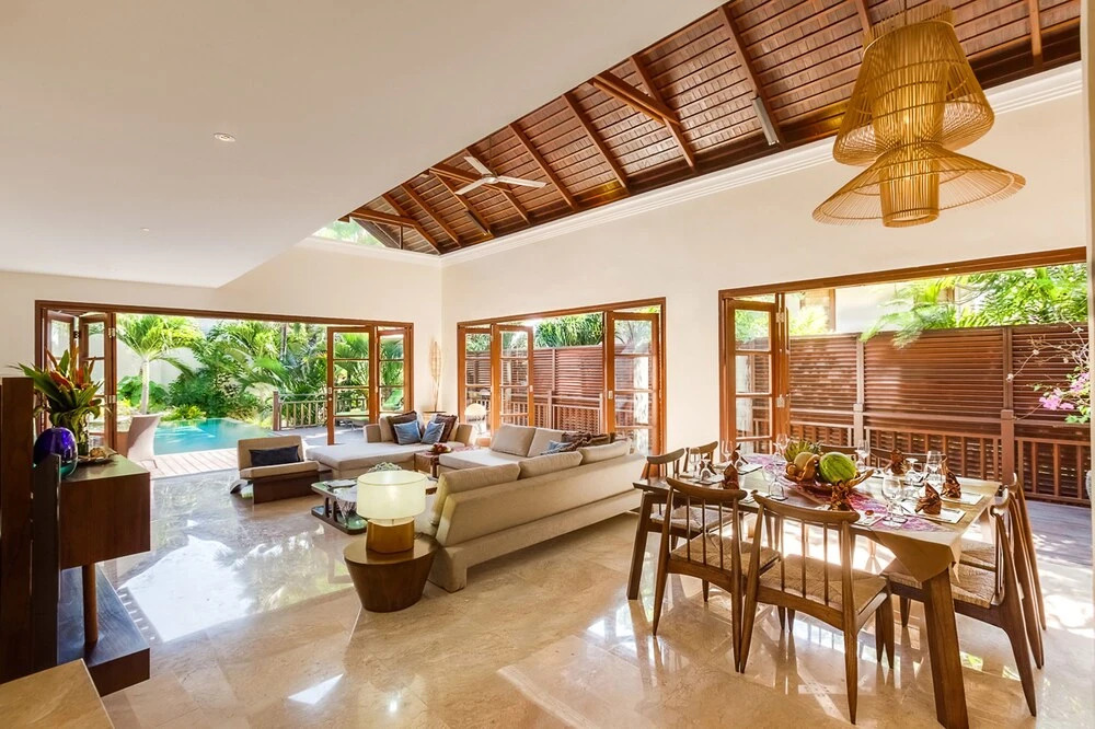 Cliffront Tropical Resort