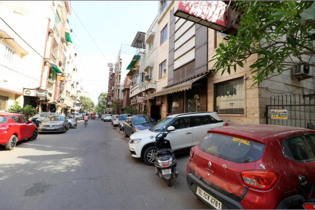 FabHotel Yug Villa