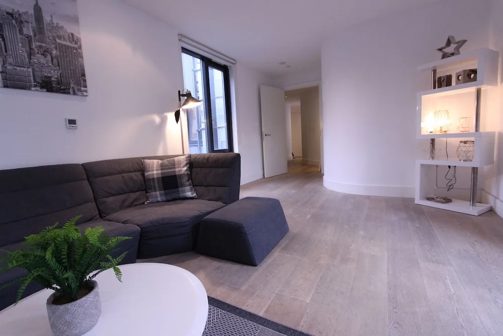 Modern 2 Bedroom Apart in heart London