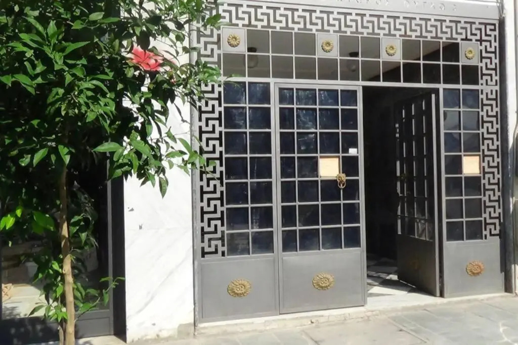 Bright Lovely Central Studio in Thessaloniki
