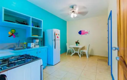 Blue Waters Hotel and Apartments