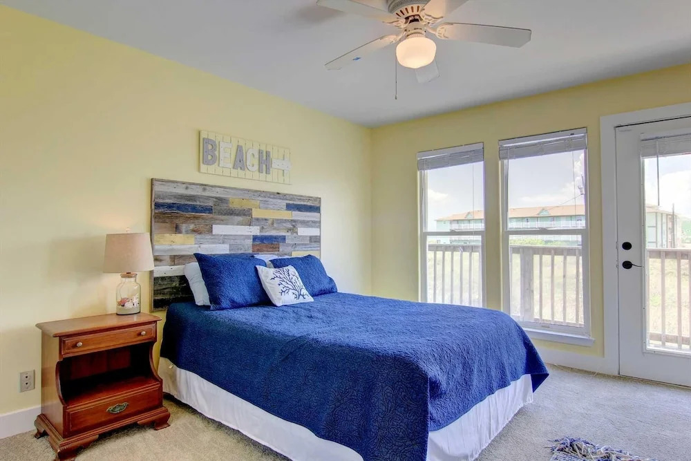 La Playa Paradise - 4 Br Home