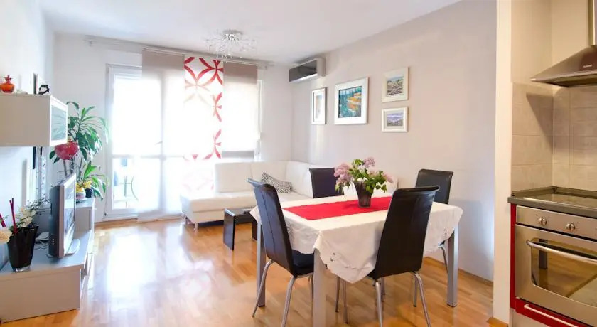 Apartment Vila Velebita
