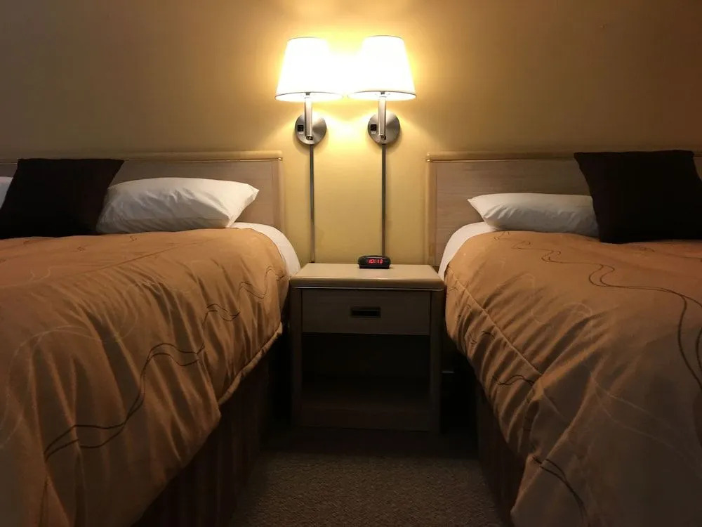 Westwood Motel 100 Mile House