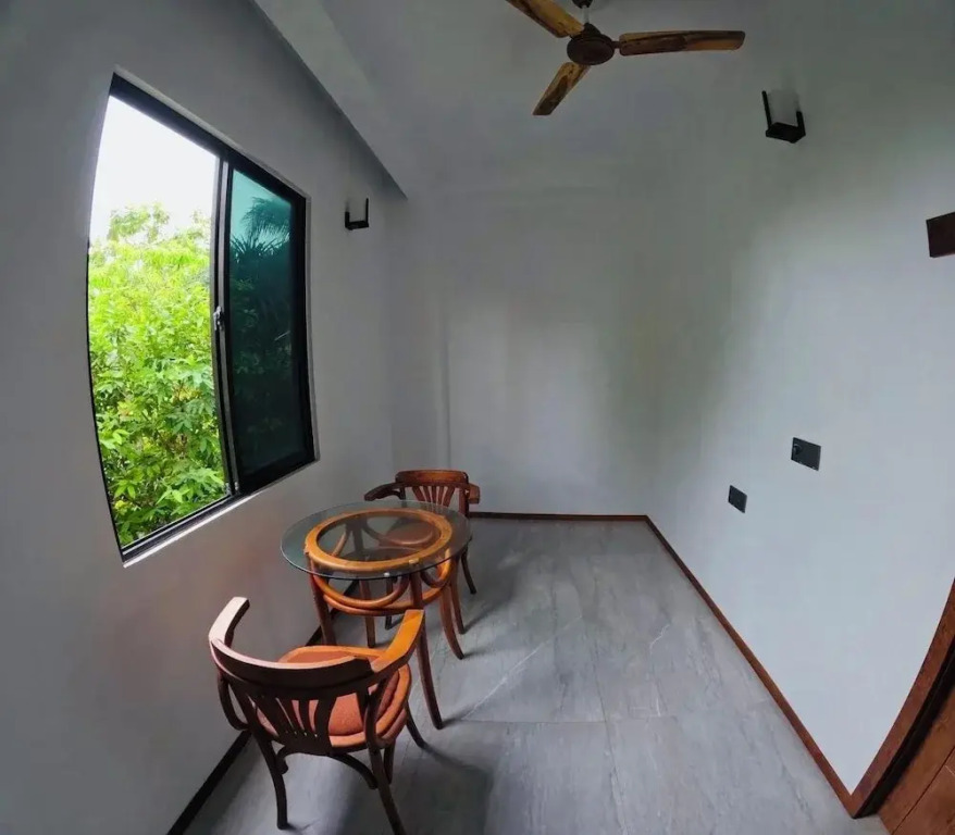 VelaaVani - Turtle Hive Dhiffushi