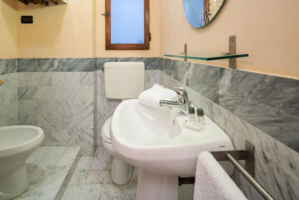 Hostel Santa Monaca