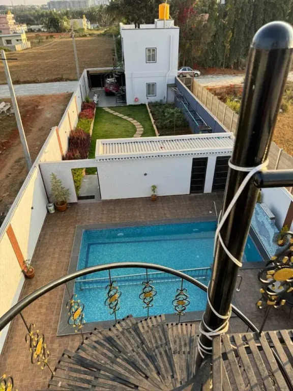 Paradise Villa
