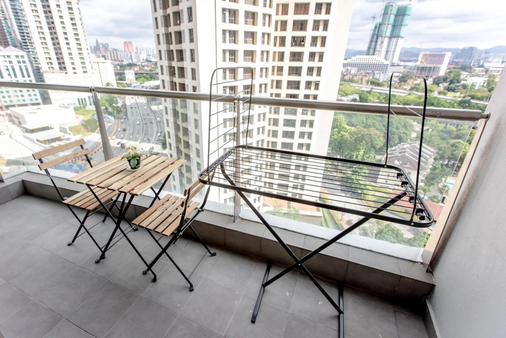 Rex Ollie @ Myhabitat Condominium