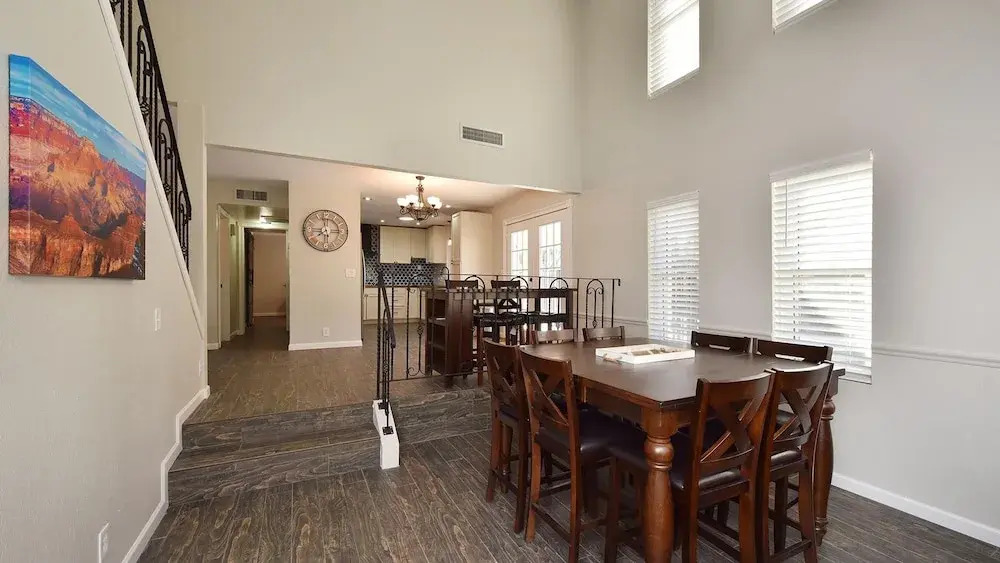 Fairfield in Mesa With 4 Bedrooms and 3 Bathrooms