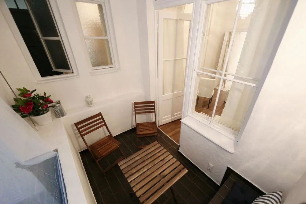Dfive Apartments - Fashion Street