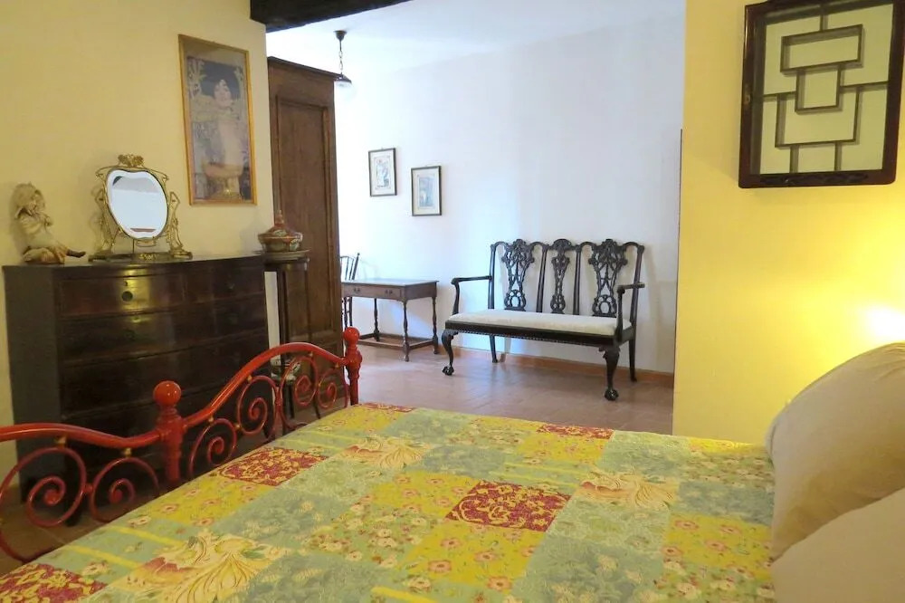 Fawlty Towers Guest House