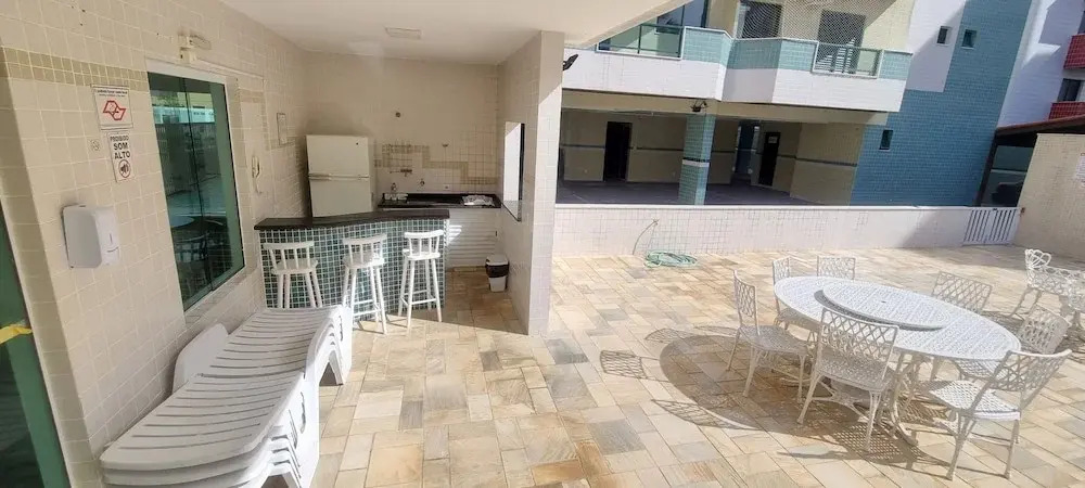Apartamento com piscina perto do mar de Ubatuba, aceitamos crianças