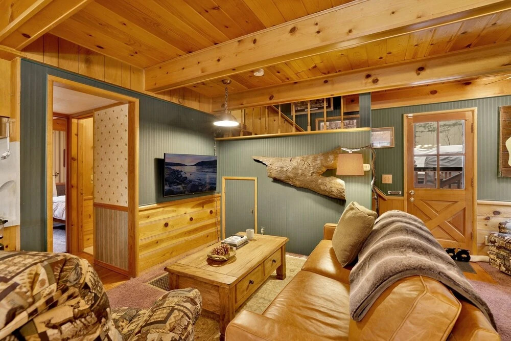 2245-plymouth Mountain Escape 3 Bedroom Home by Redawning