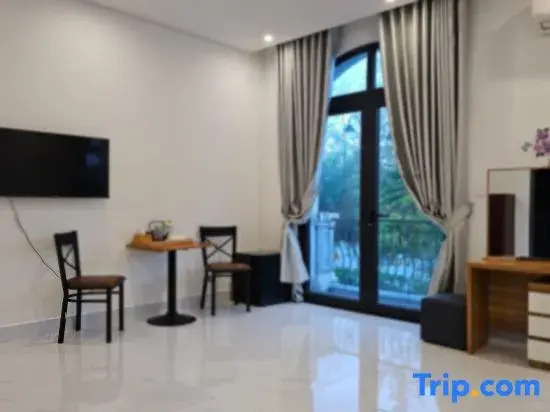 Hostel Nha Tia Near Beach Grandworld Phu Quoc