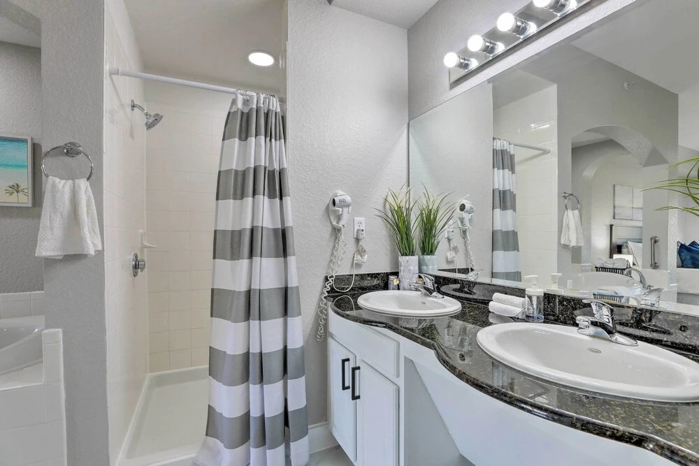 Luxury Orlando Escape - 4 Mi to Disney World!