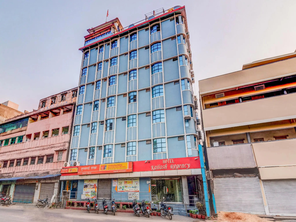 SPOT ON 22114 Hotel Kailash Regency