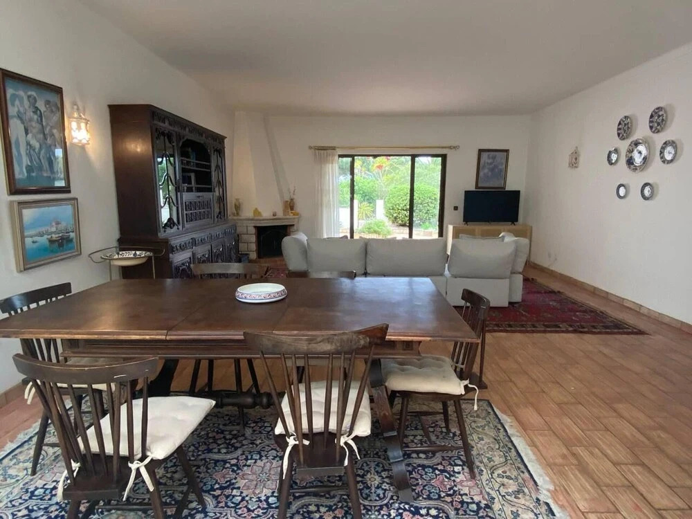 Beautiful Villa in Praia da Salema max 6 People