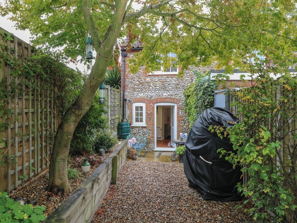 Beeble Cottage