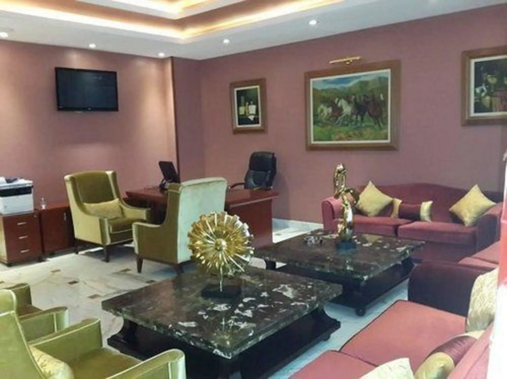 Oasis Hotel