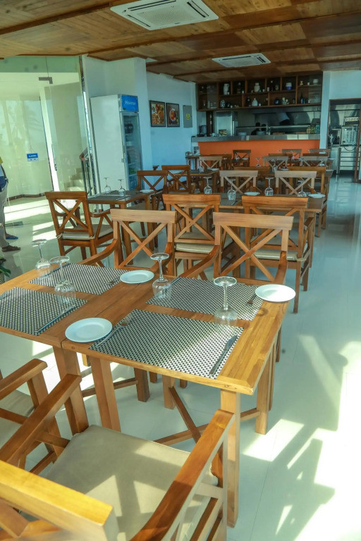 Oceanfront Galle Apartment L4-10