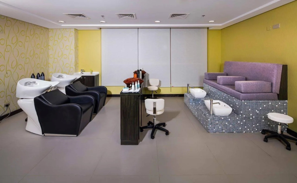 Loumage S Suites and Spa
