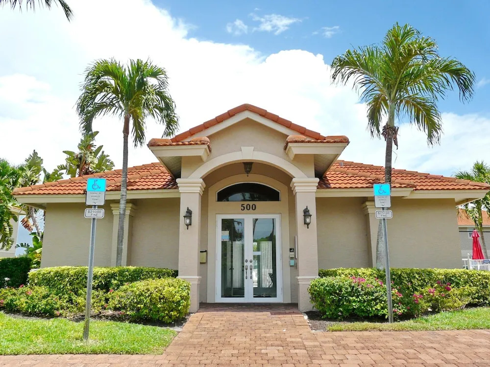 520 Club Marco Circle, Unit 101