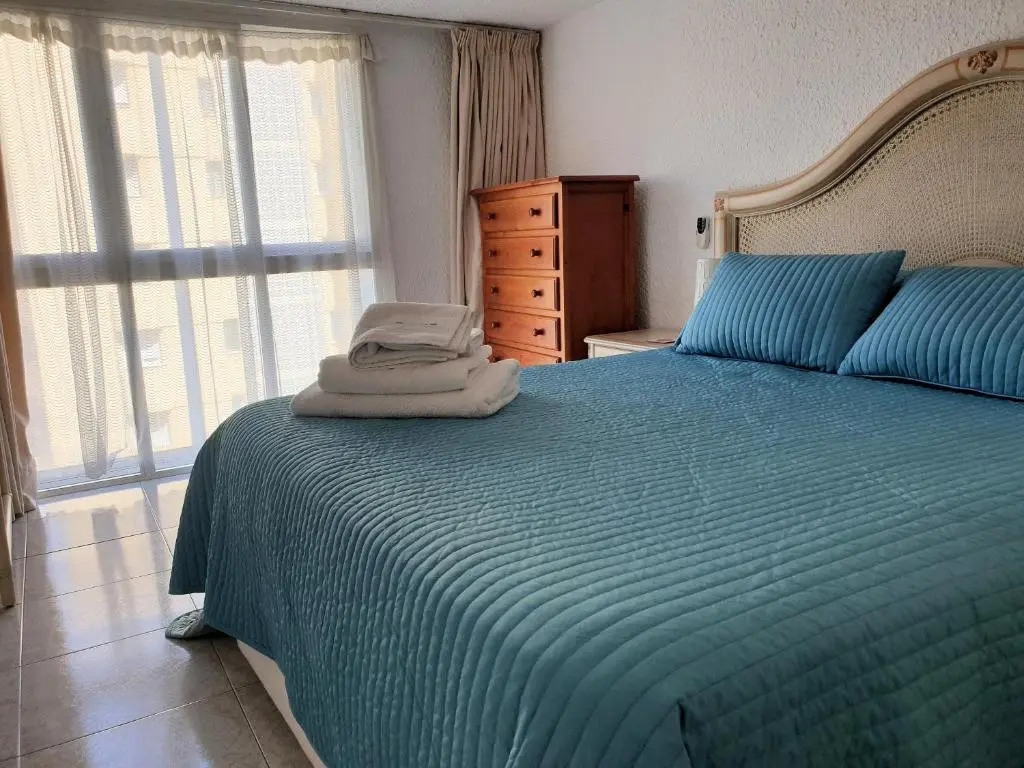 Spacious And Refurbished Apartment with Sea Views in Skol Marbella 439