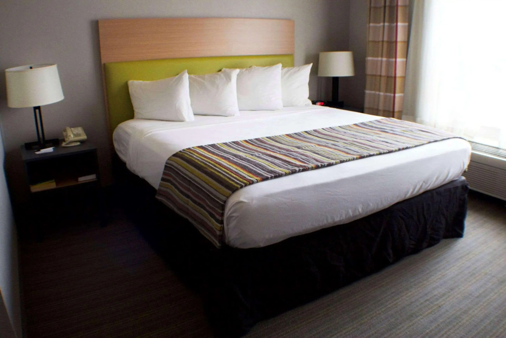 Country Inn & Suites by Radisson, Appleton, WI