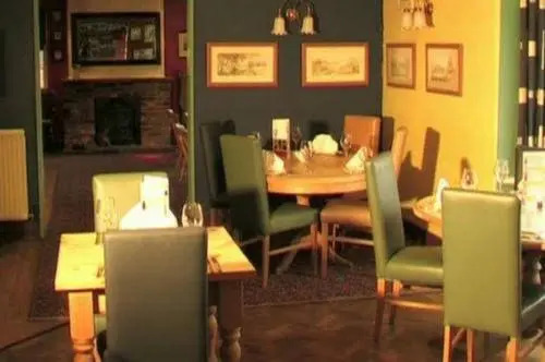 The Lion Waddesdon