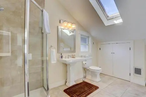Albany-Close to Old Mill-3BR/2BA
