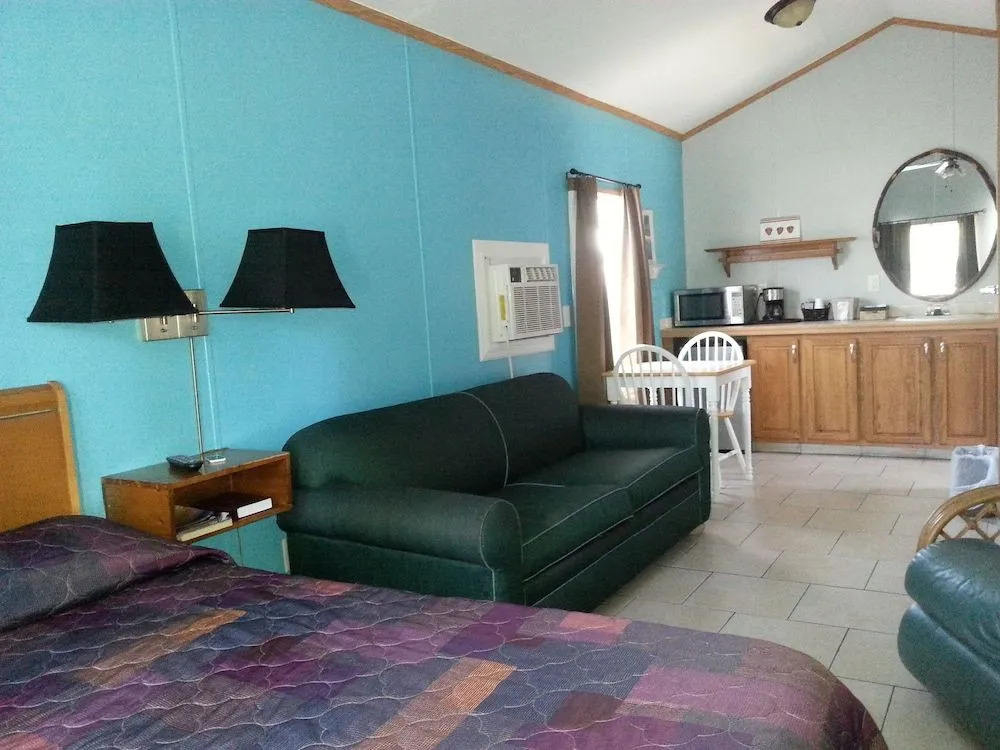 Carters Motel and Mobile Home Village