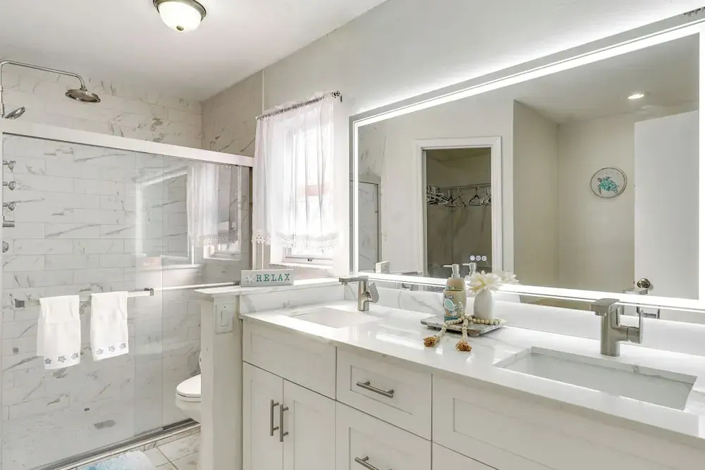3 Mi to Marina: Riverview Family Home w/ Lanai!