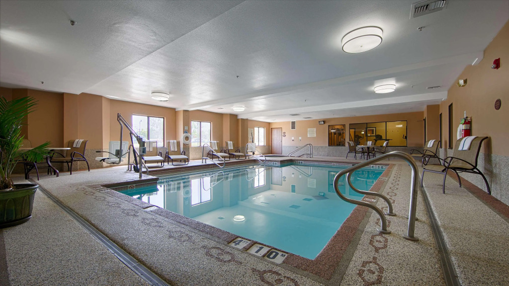 Best Western Plus Tulsa Woodland Hills Hotel and Suites