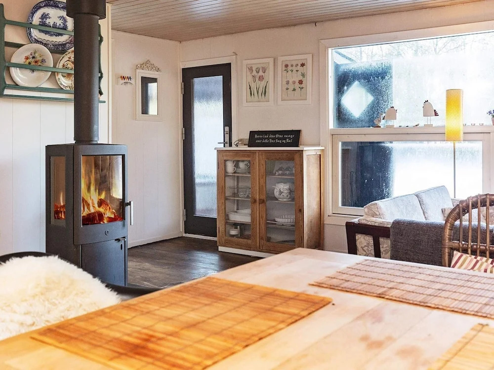 4 person holiday home in Oksbøl