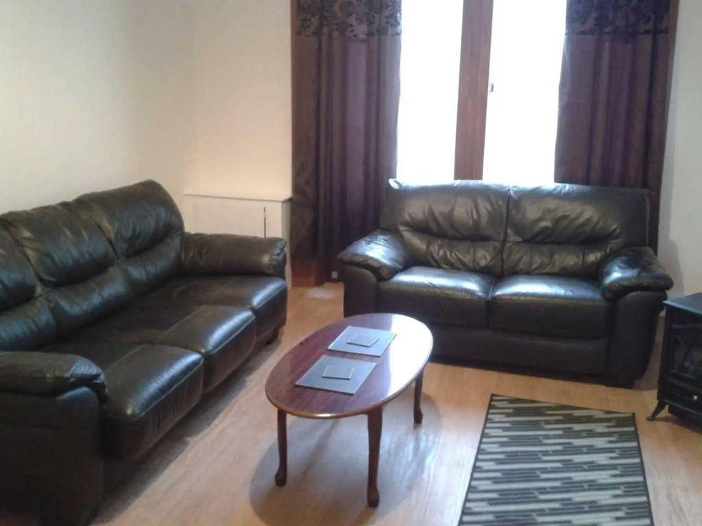 Elgin Apartment
