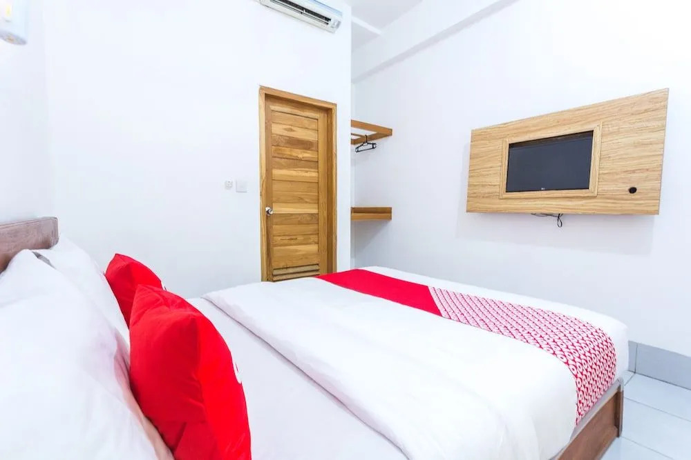 OYO 2408 Bc Inn